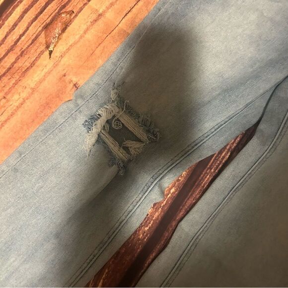 Women’s Light Wash Altar’d State Skinny Jean Size 29 - Picture 2 of 9